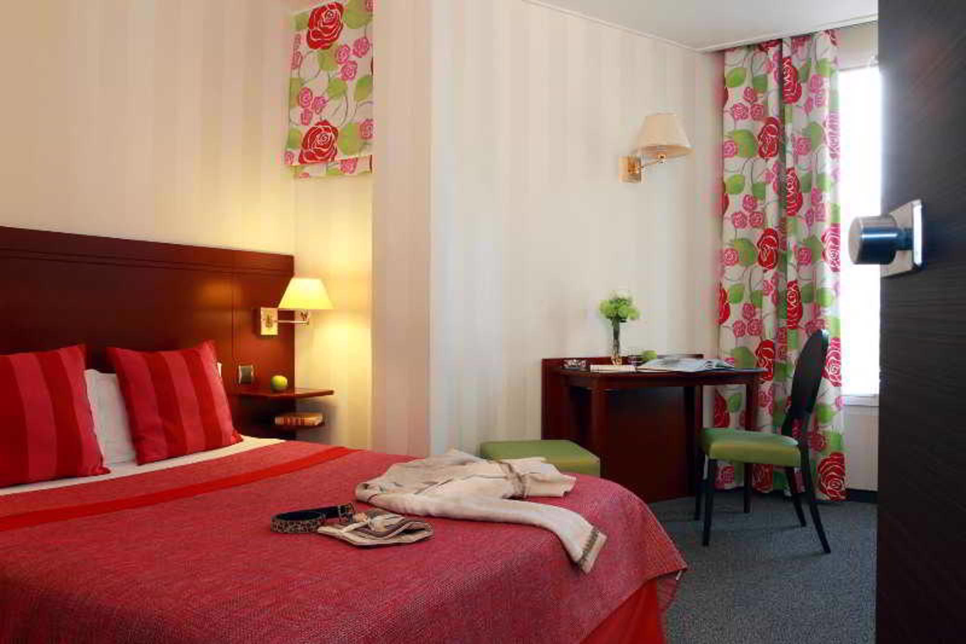 Hotel Espace Champerret Levallois-Perret Luaran gambar