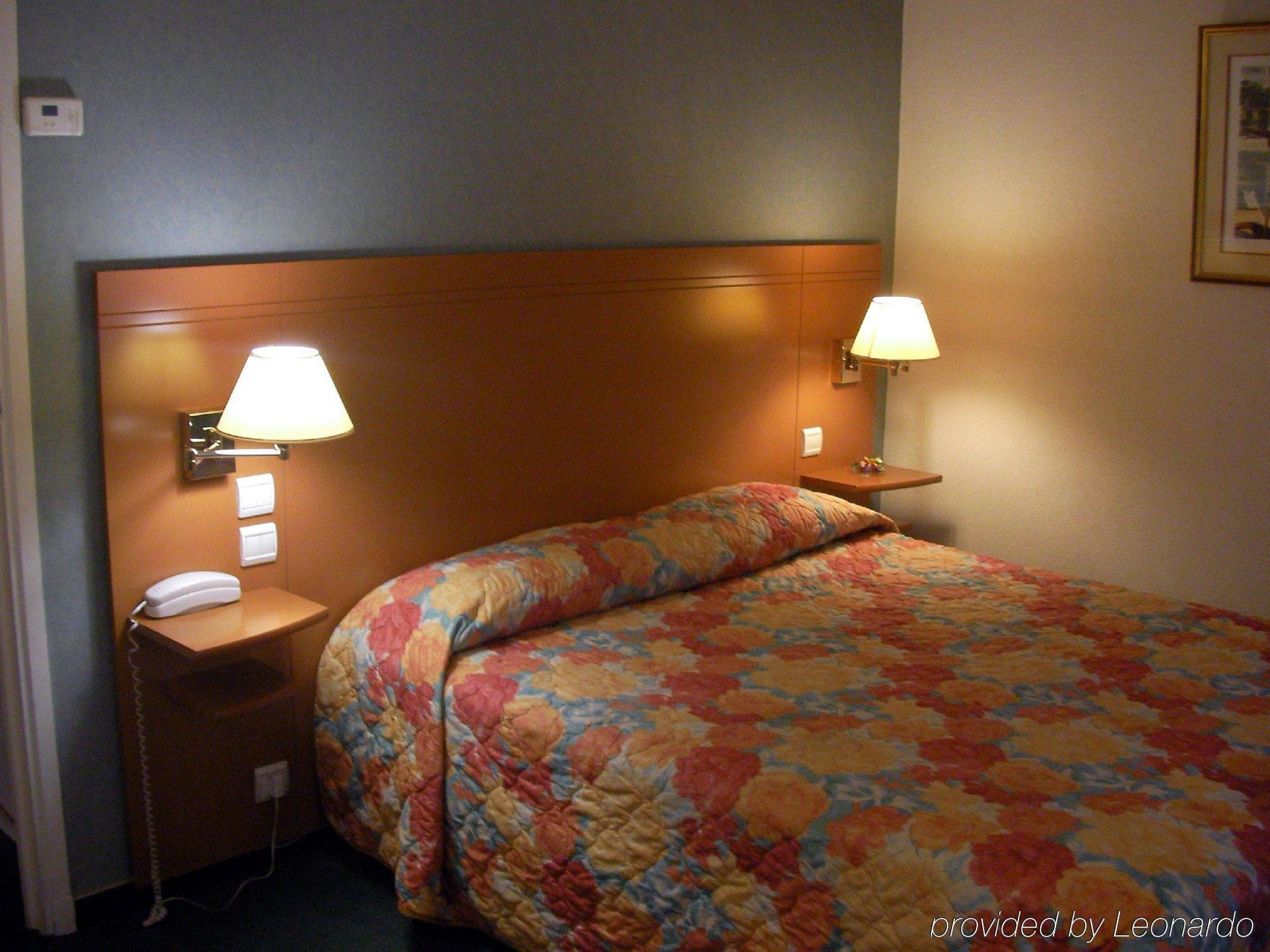 Hotel Espace Champerret Levallois-Perret Luaran gambar